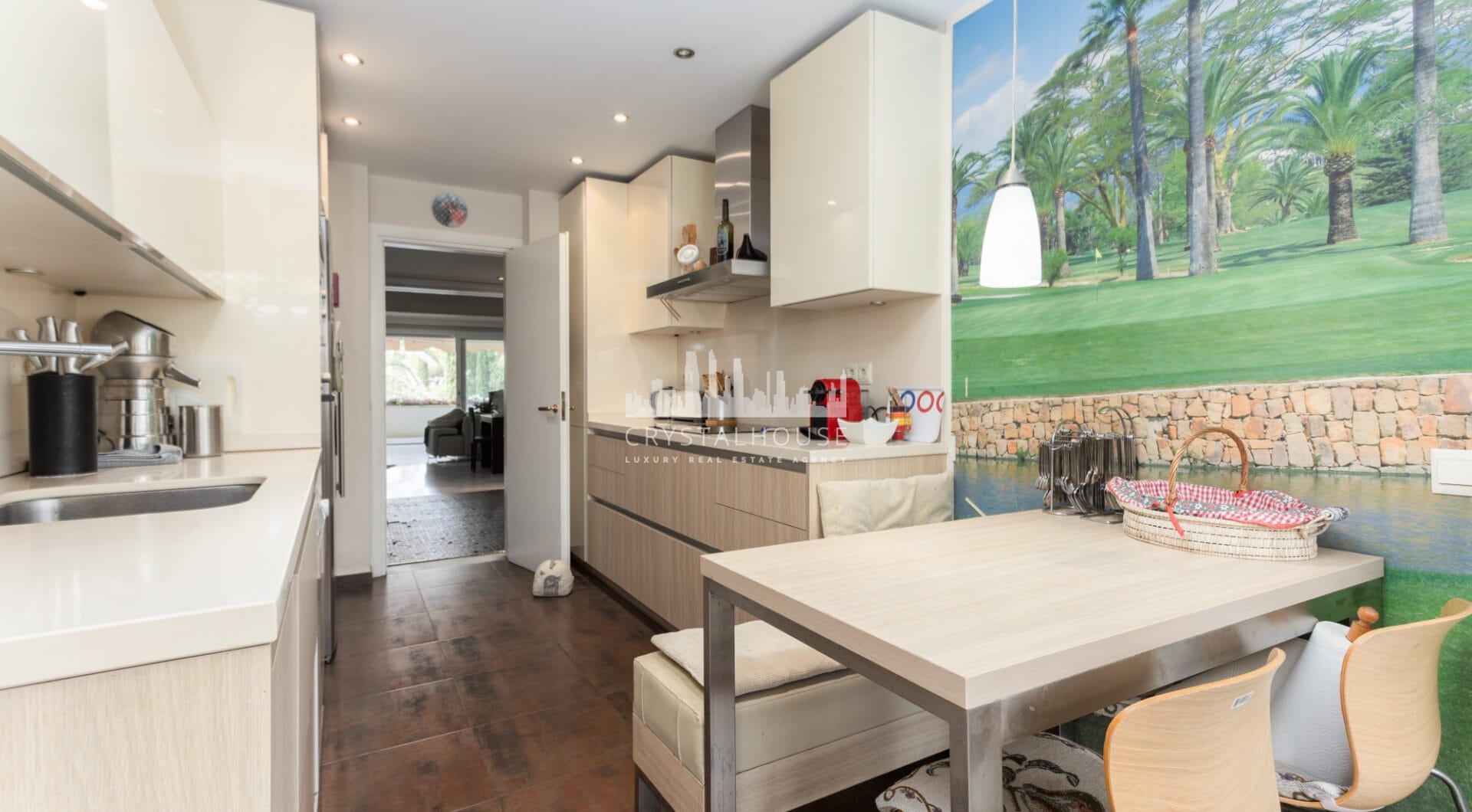 Exclusive Apartment for Sale in the Prestigious Don Gonzalo Complex, Marbella