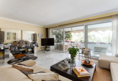 Exclusive Apartment for Sale in the Prestigious Don Gonzalo Complex, Marbella