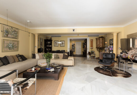 Exclusive Apartment for Sale in the Prestigious Don Gonzalo Complex, Marbella