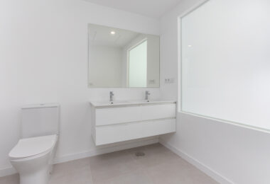Totally Refurbished apartment with 4 bedrooms in Parque del Sol Guadalmina Baja