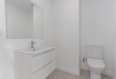 Totally Refurbished apartment with 4 bedrooms in Parque del Sol Guadalmina Baja