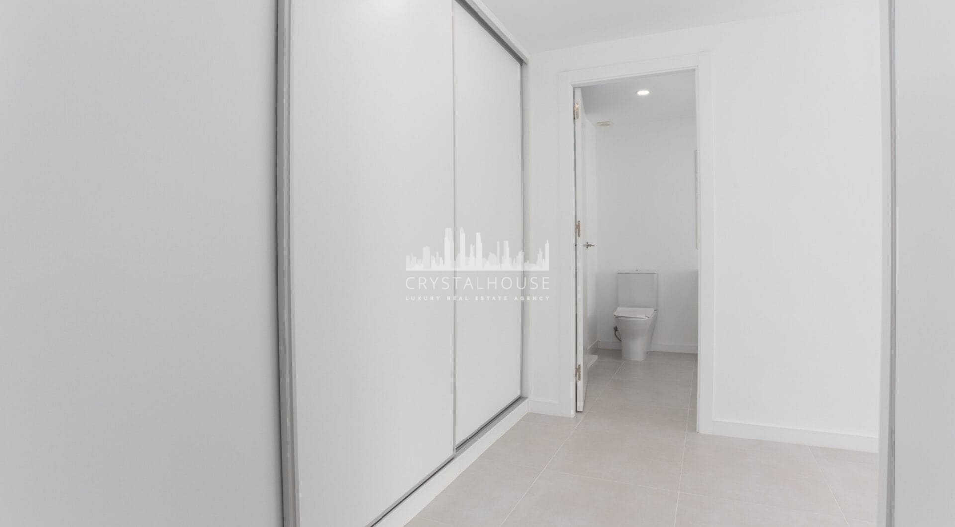 Totally Refurbished apartment with 4 bedrooms in Parque del Sol Guadalmina Baja