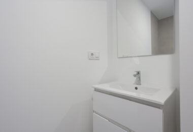 Totally Refurbished apartment with 4 bedrooms in Parque del Sol Guadalmina Baja