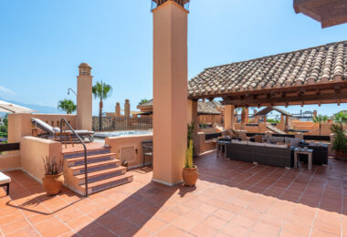 Incredible Solarium Terrace with Sea and Mountain Views  - Beachside Penthouse in Bahía Alcántara