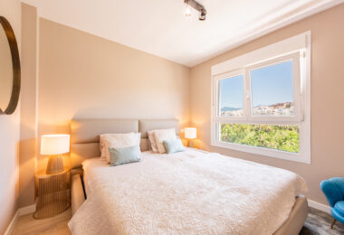 Brand New Luxury Corner Apartment with Sea &amp; Mountain Views in Nueva Andalucia, Marbella