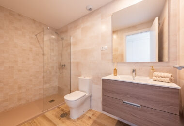 Brand New Luxury Corner Apartment with Sea &amp; Mountain Views in Nueva Andalucia, Marbella