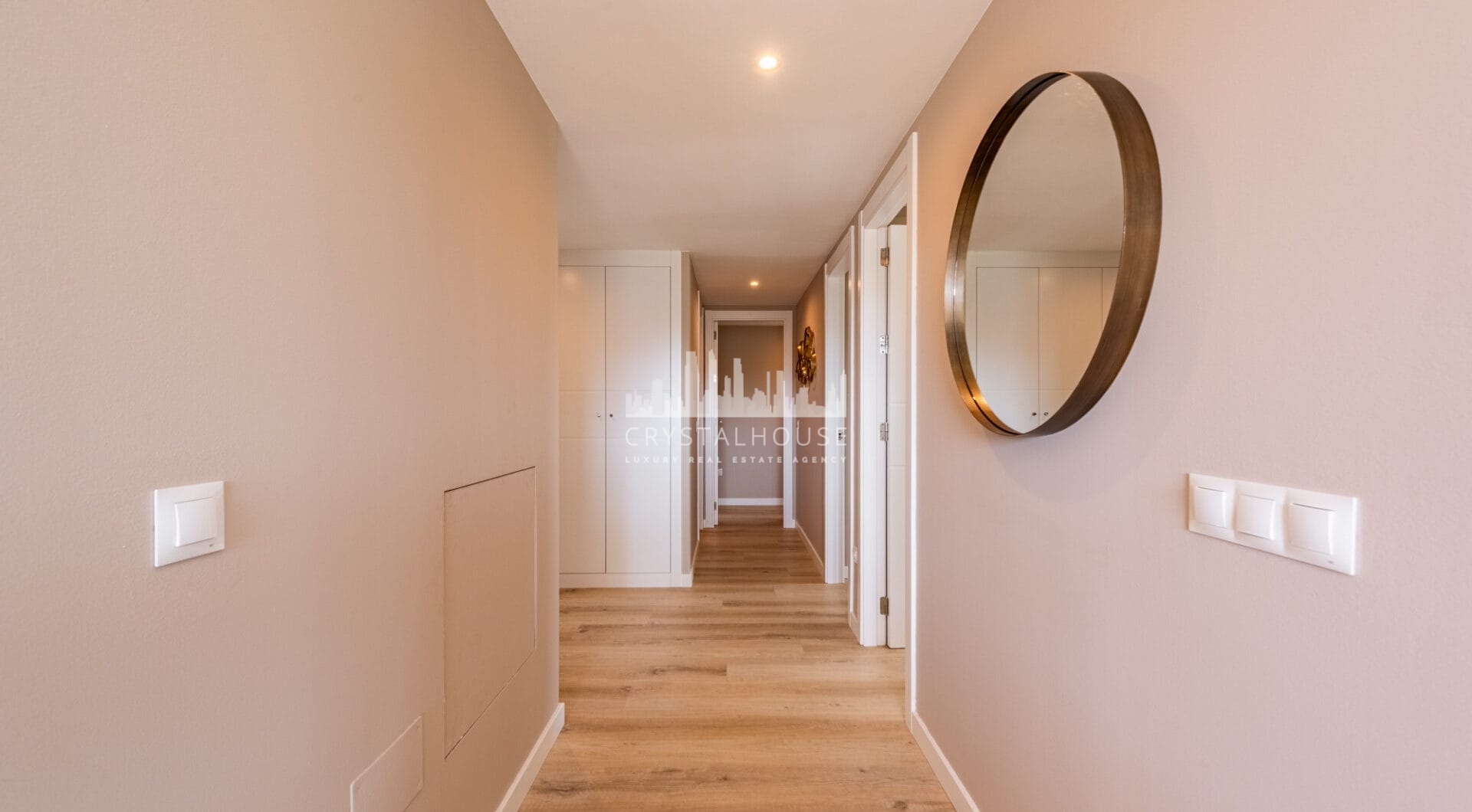 Brand New Luxury Corner Apartment with Sea &amp; Mountain Views in Nueva Andalucia, Marbella