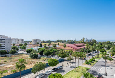 Brand New Luxury Corner Apartment with Sea &amp; Mountain Views in Nueva Andalucia, Marbella