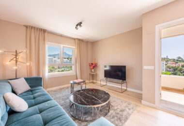 Brand New Luxury Corner Apartment with Sea &amp; Mountain Views in Nueva Andalucia, Marbella