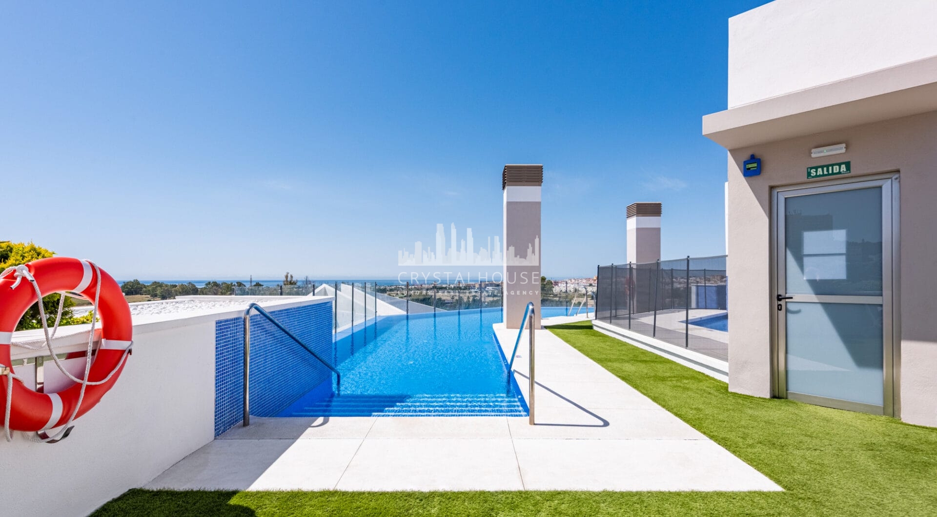 Brand New Luxury Corner Apartment with Sea &amp; Mountain Views in Nueva Andalucia, Marbella