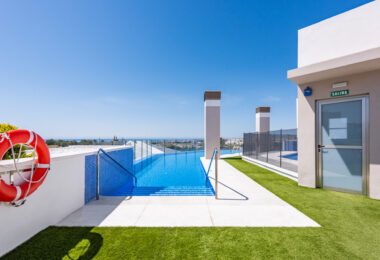 Brand New Luxury Corner Apartment with Sea &amp; Mountain Views in Nueva Andalucia, Marbella