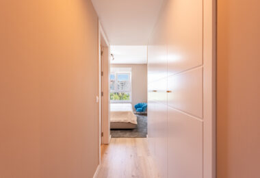 Brand New Luxury Corner Apartment with Sea &amp; Mountain Views in Nueva Andalucia, Marbella