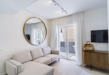 Superb Fully Renovated Three-Bedroom Apartment Steps from Estepona Beach