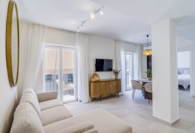 Superb Fully Renovated Three-Bedroom Apartment Steps from Estepona Beach