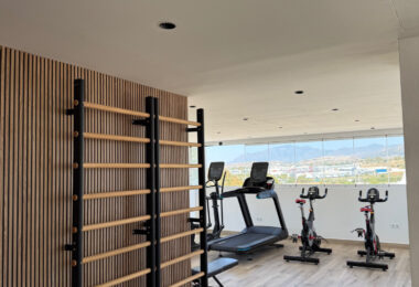 Brand new 4 bedroom Apartment in Nueva Andalucia - La Concha views and Sea Views - Keys ready!