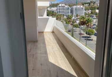 Brand new 4 bedroom Apartment in Nueva Andalucia - La Concha views and Sea Views - Keys ready!