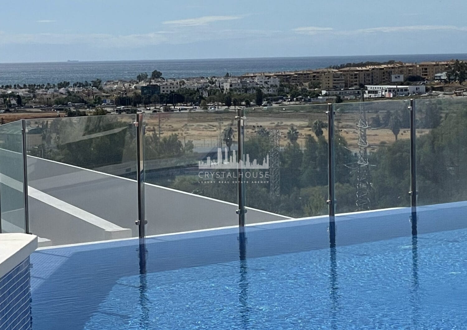 Brand new 4 bedroom Apartment in Nueva Andalucia - La Concha views and Sea Views - Keys ready!