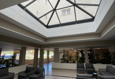 Brand new 4 bedroom Apartment in Nueva Andalucia - La Concha views and Sea Views - Keys ready!