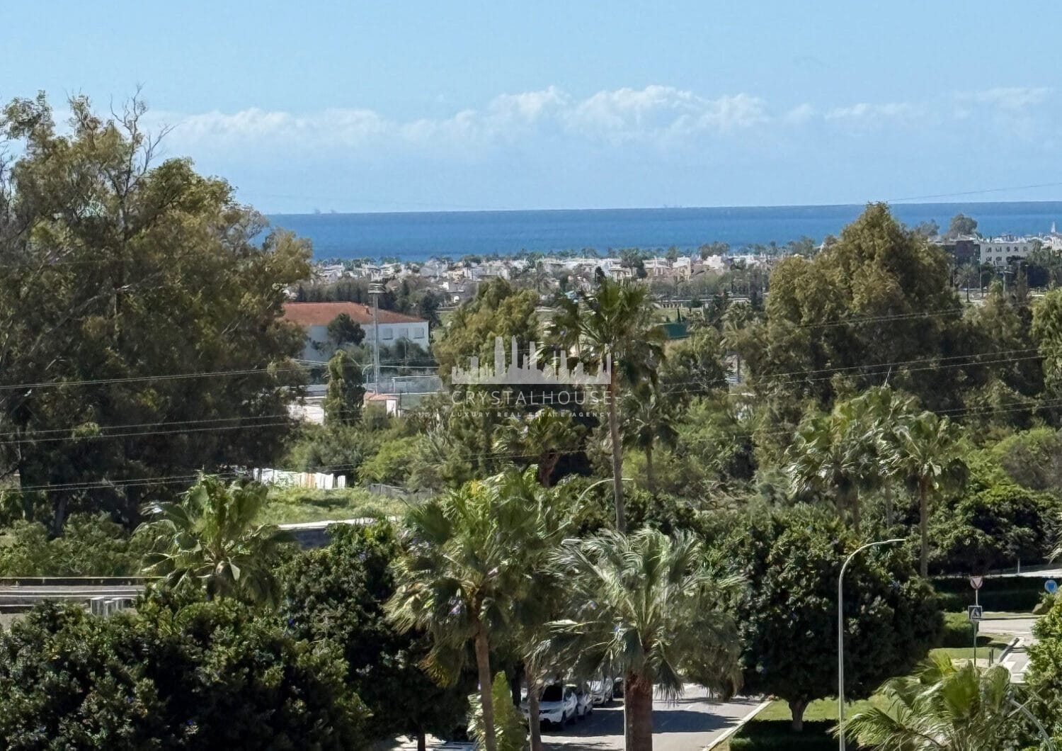 Brand new 4 bedroom Apartment in Nueva Andalucia - La Concha views and Sea Views - Keys ready!