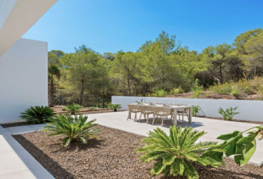 Luxury villa with swimming pool for sale in Las Colinas Golf, Costa Blanca