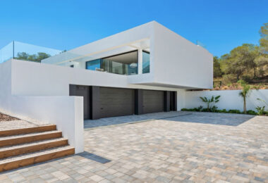Luxury villa with swimming pool for sale in Las Colinas Golf, Costa Blanca