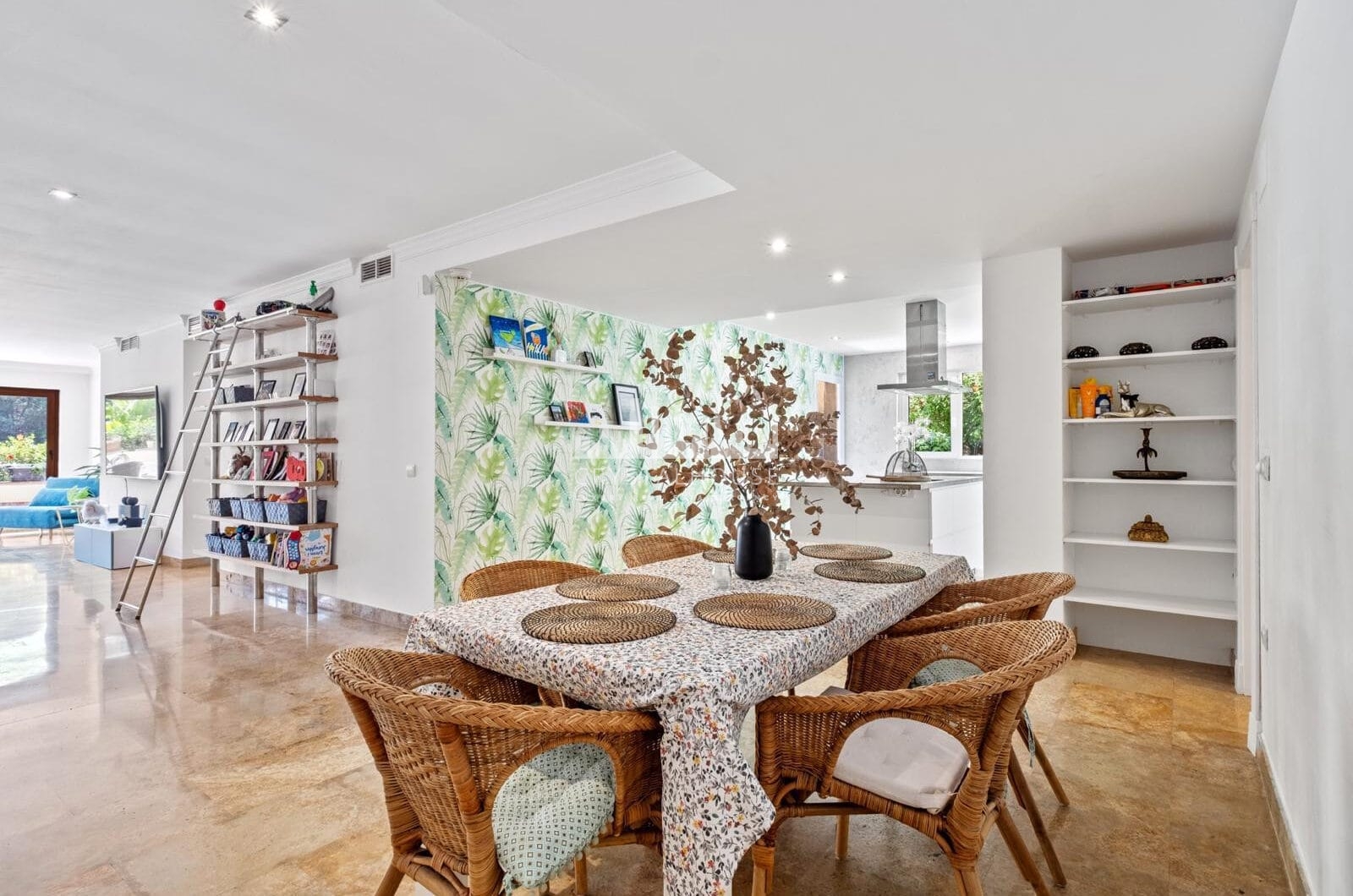 Spacious 3-Bedroom Apartment in a Gated Community on the Golden Mile