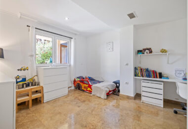 Spacious 3-Bedroom Apartment in a Gated Community on the Golden Mile