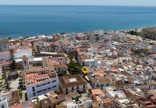 Charming Two-Bedroom Ground Floor Apartment in Estepona Old Town