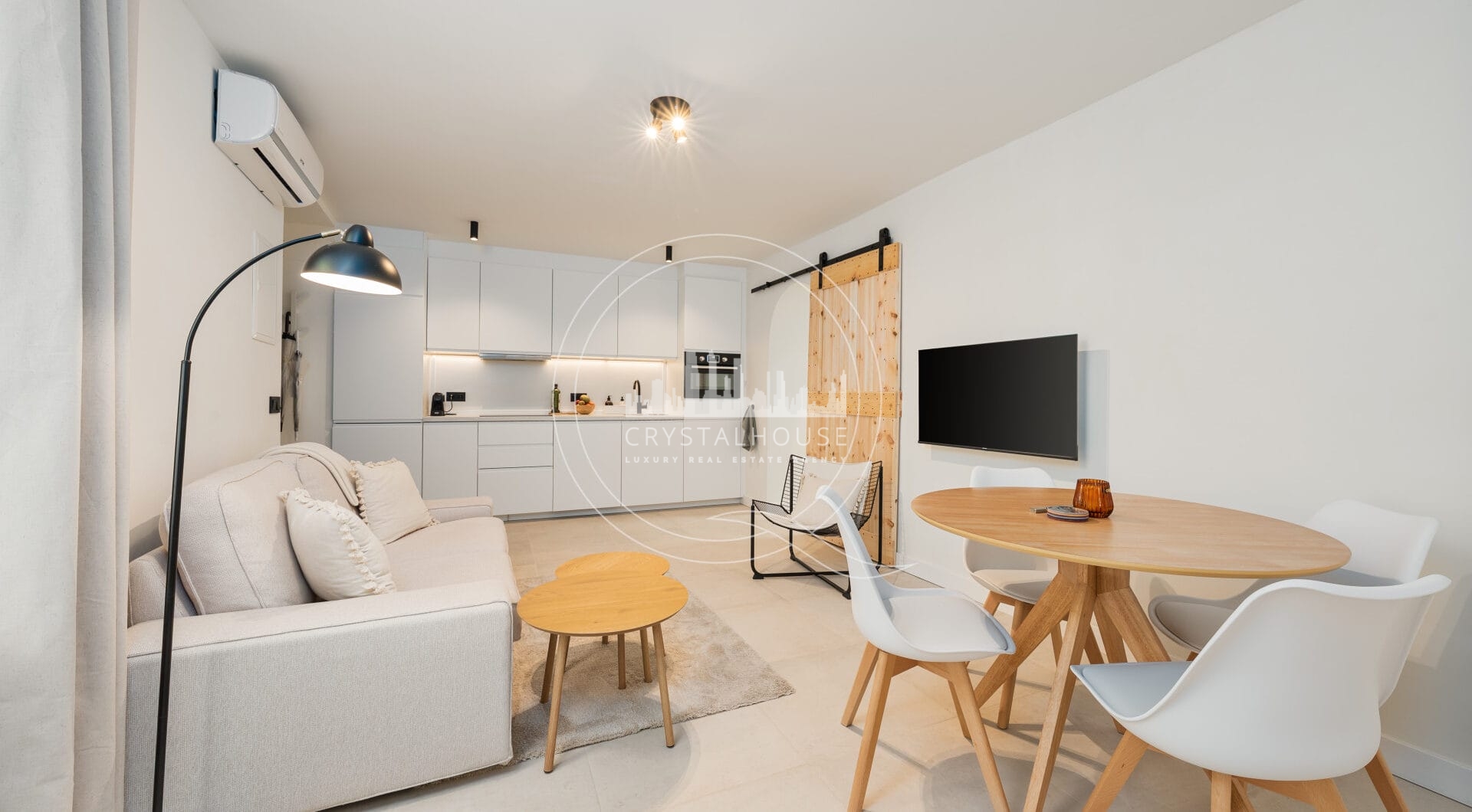 Charming Two-Bedroom Ground Floor Apartment in Estepona Old Town