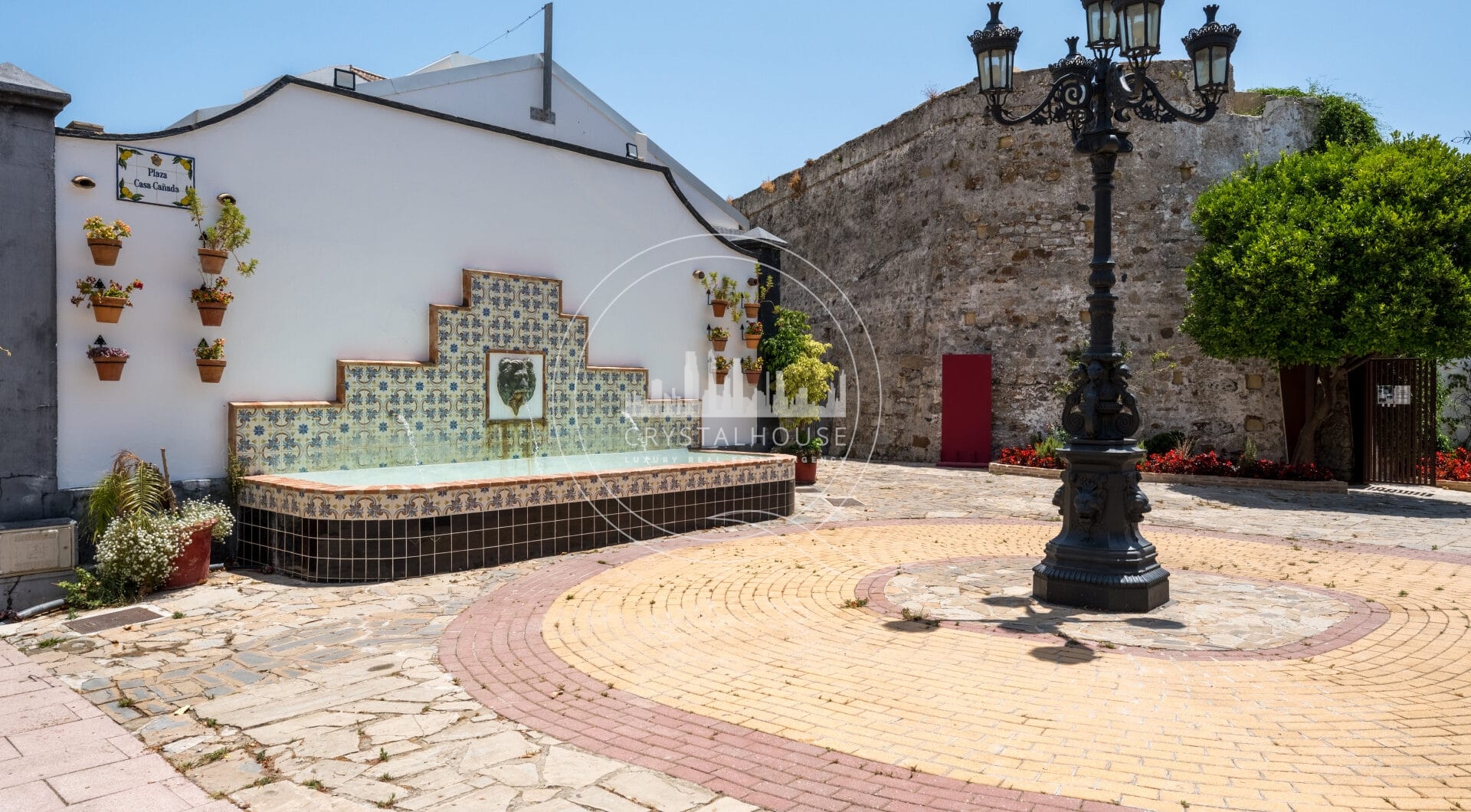 Charming Two-Bedroom Ground Floor Apartment in Estepona Old Town