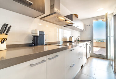 An exceptional 3-bedroom penthouse in the heart of Puerto Banús, offering one of the best terraces and panoramic views in the area.