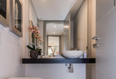 SEMI-DETACHED VILLA IN THE CENTER OF MARBELLA