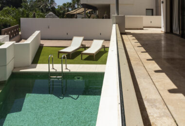 SEMI-DETACHED VILLA IN THE CENTER OF MARBELLA