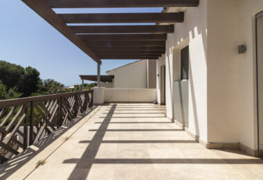 SEMI-DETACHED VILLA IN THE CENTER OF MARBELLA