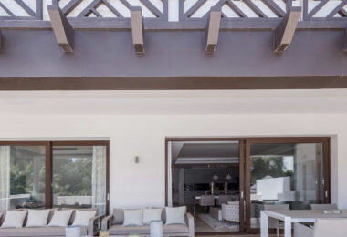 SEMI-DETACHED VILLA IN THE CENTER OF MARBELLA