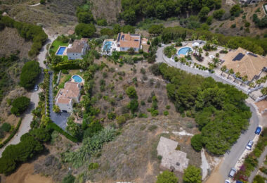 Expansive Plot with Panoramic Views in Valtocado, Mijas