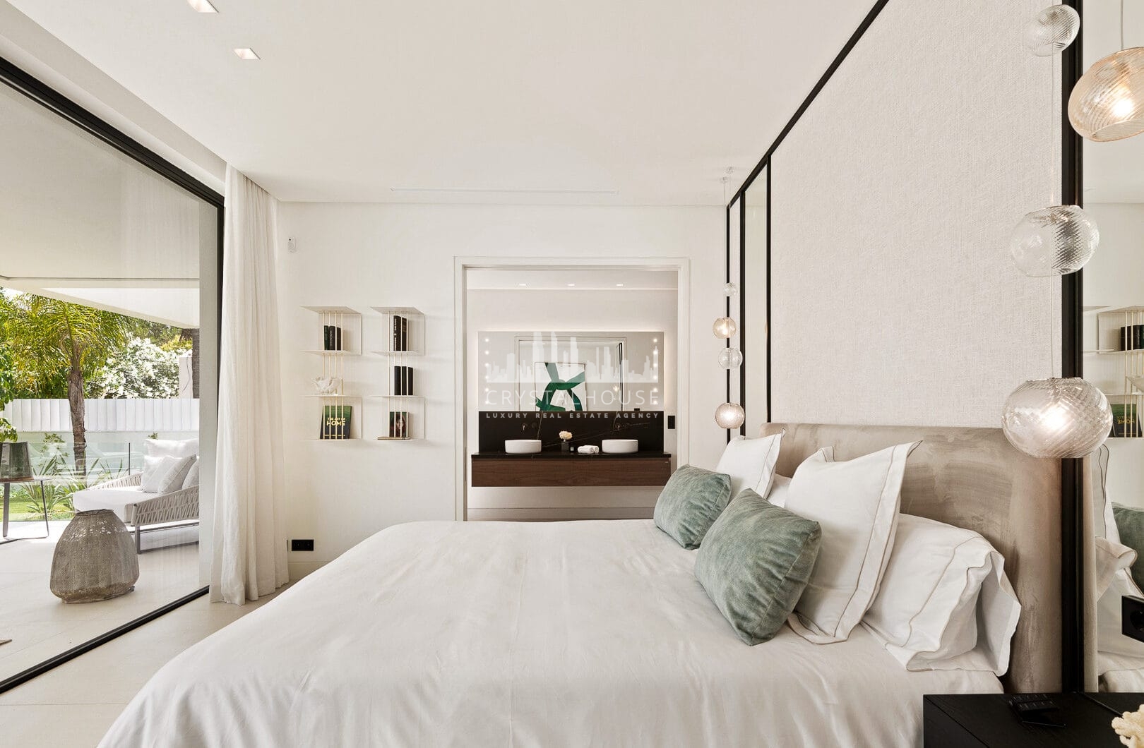 Modern Luxury Villa in Nueva Andalucia