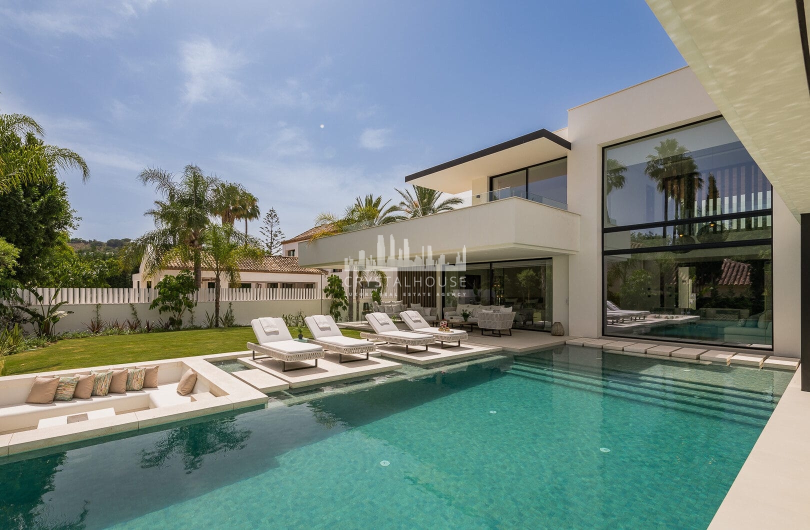 Modern Luxury Villa in Nueva Andalucia