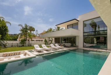 Modern Luxury Villa in Nueva Andalucia
