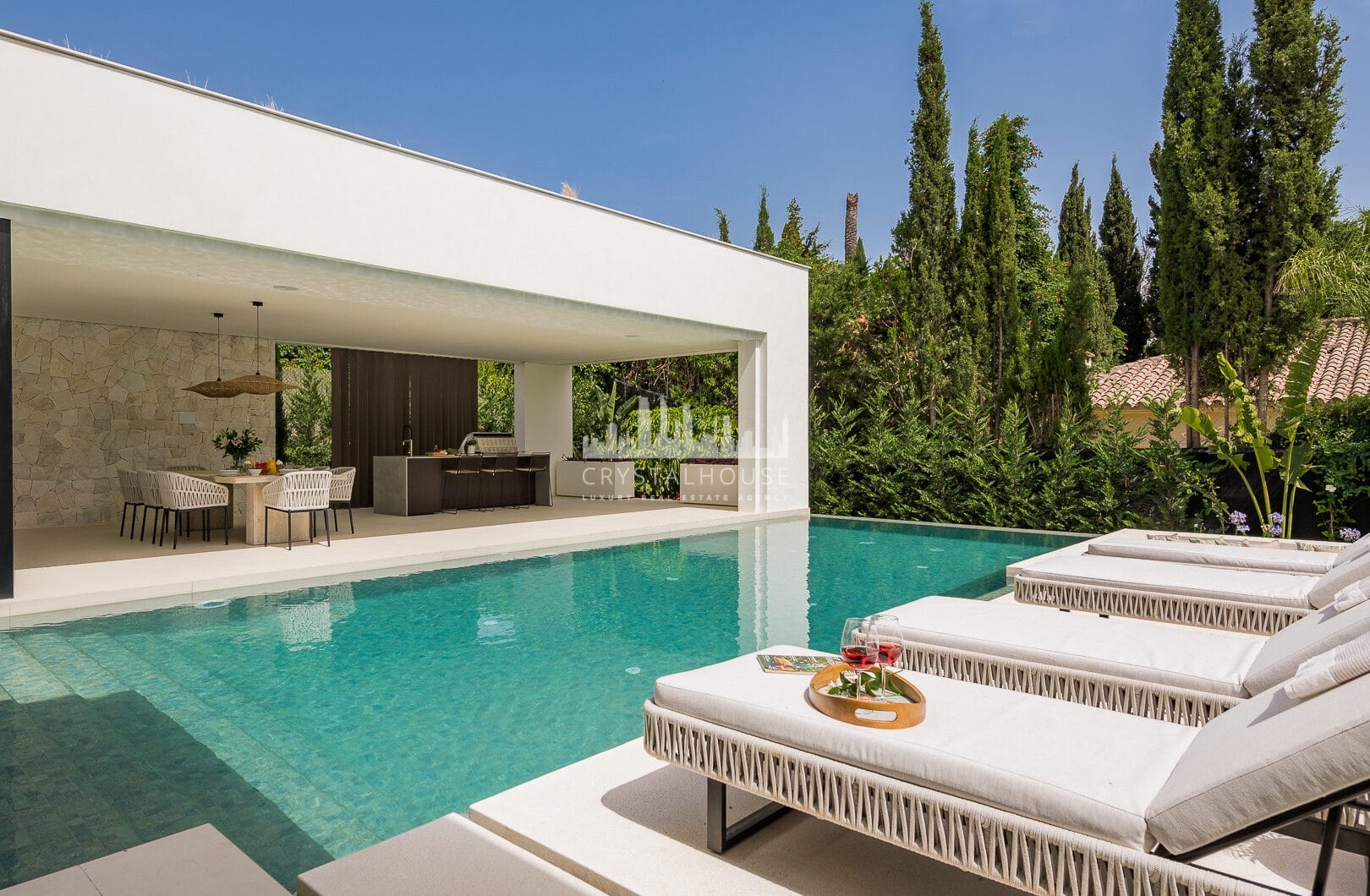 Modern Luxury Villa in Nueva Andalucia