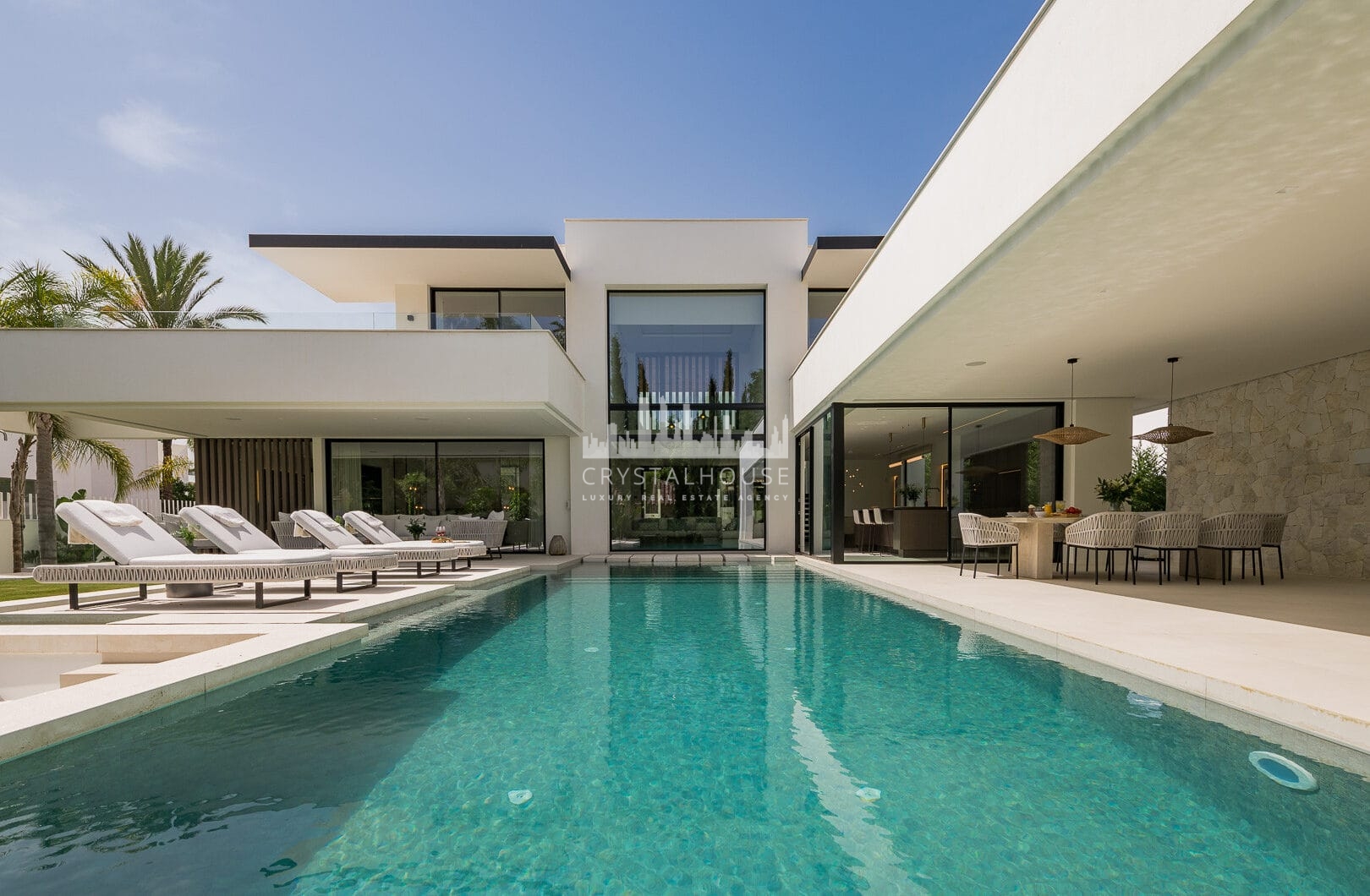 Modern Luxury Villa in Nueva Andalucia