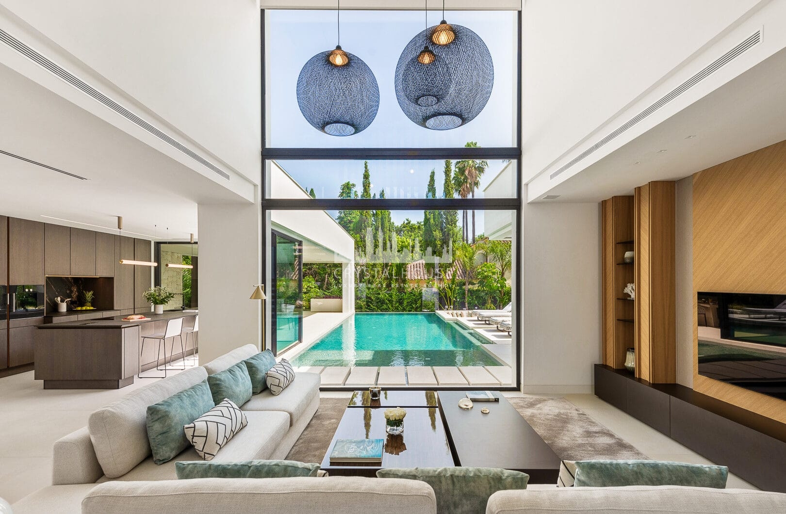 Modern Luxury Villa in Nueva Andalucia