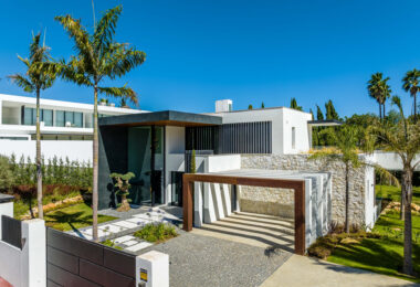 Modern Luxury Villa in Nueva Andalucia