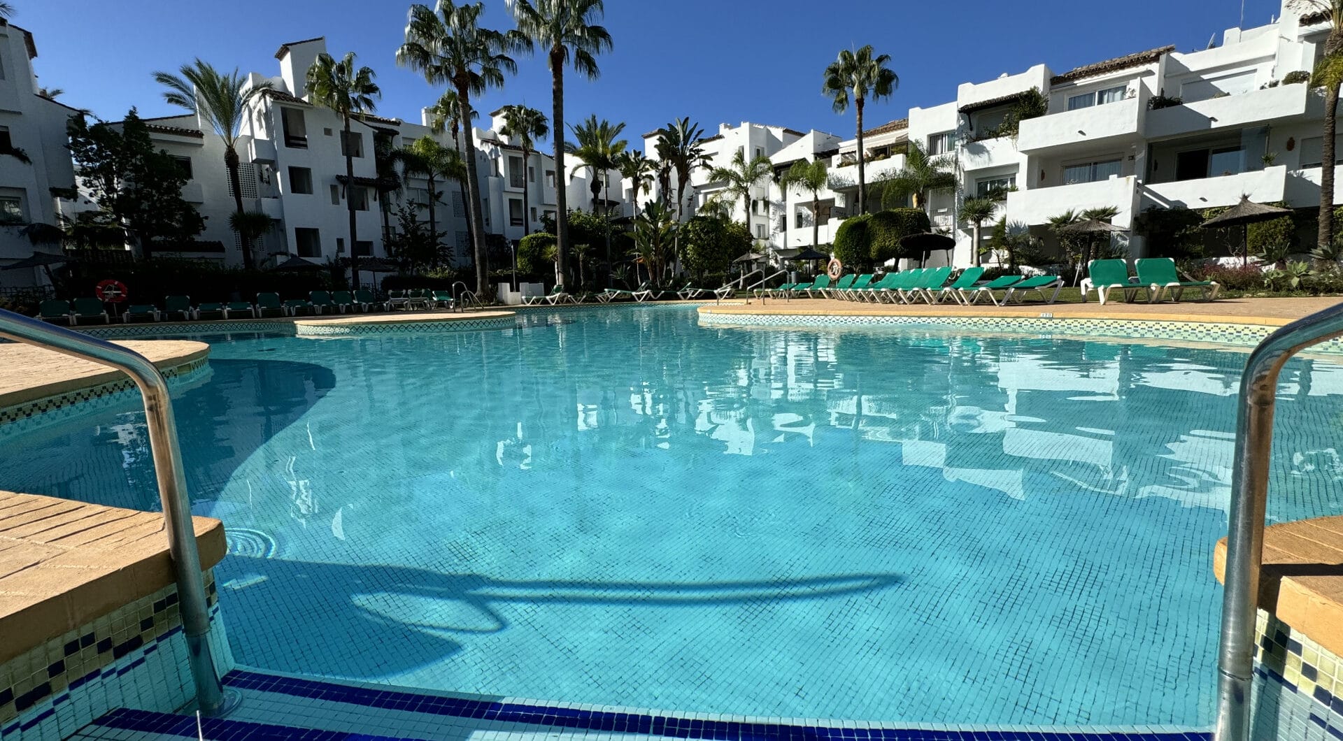Exclusive Apartment for Sale in Costalita Urbanization, Estepona - New Golden Mile