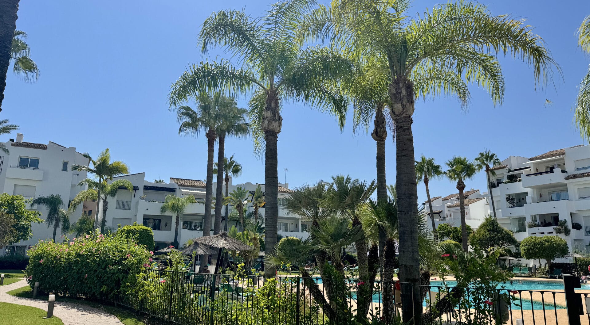 Exclusive Apartment for Sale in Costalita Urbanization, Estepona - New Golden Mile