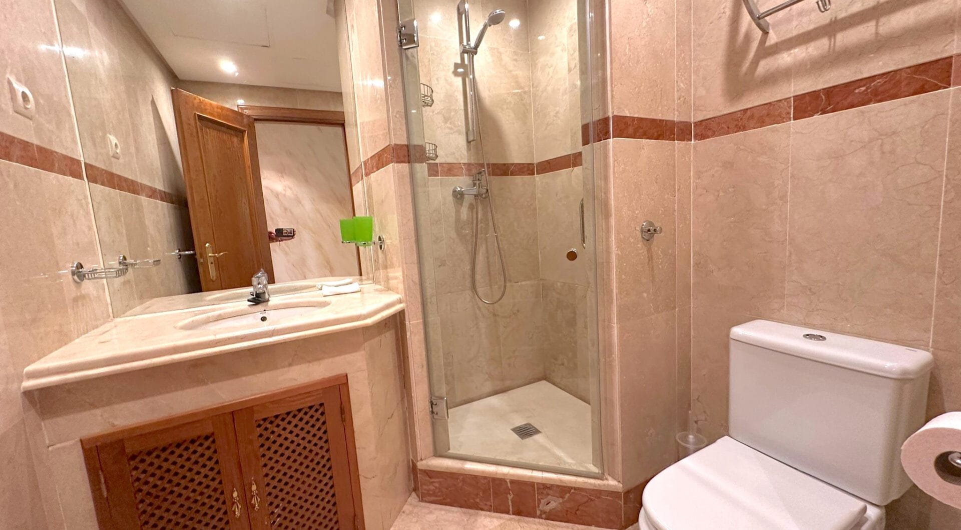 Exclusive Apartment for Sale in Costalita Urbanization, Estepona - New Golden Mile