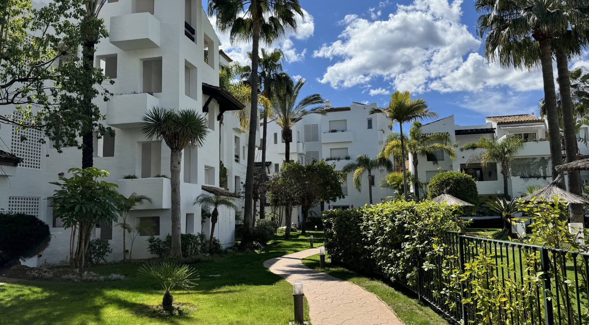 Exclusive Apartment for Sale in Costalita Urbanization, Estepona - New Golden Mile