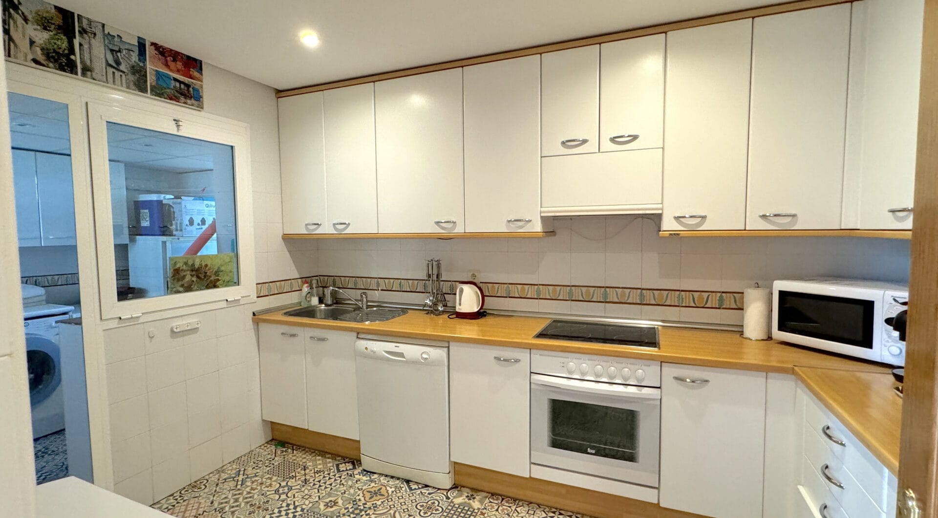 Exclusive Apartment for Sale in Costalita Urbanization, Estepona - New Golden Mile