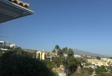 Villa for long term rental in  Los Flamingos Benahavis