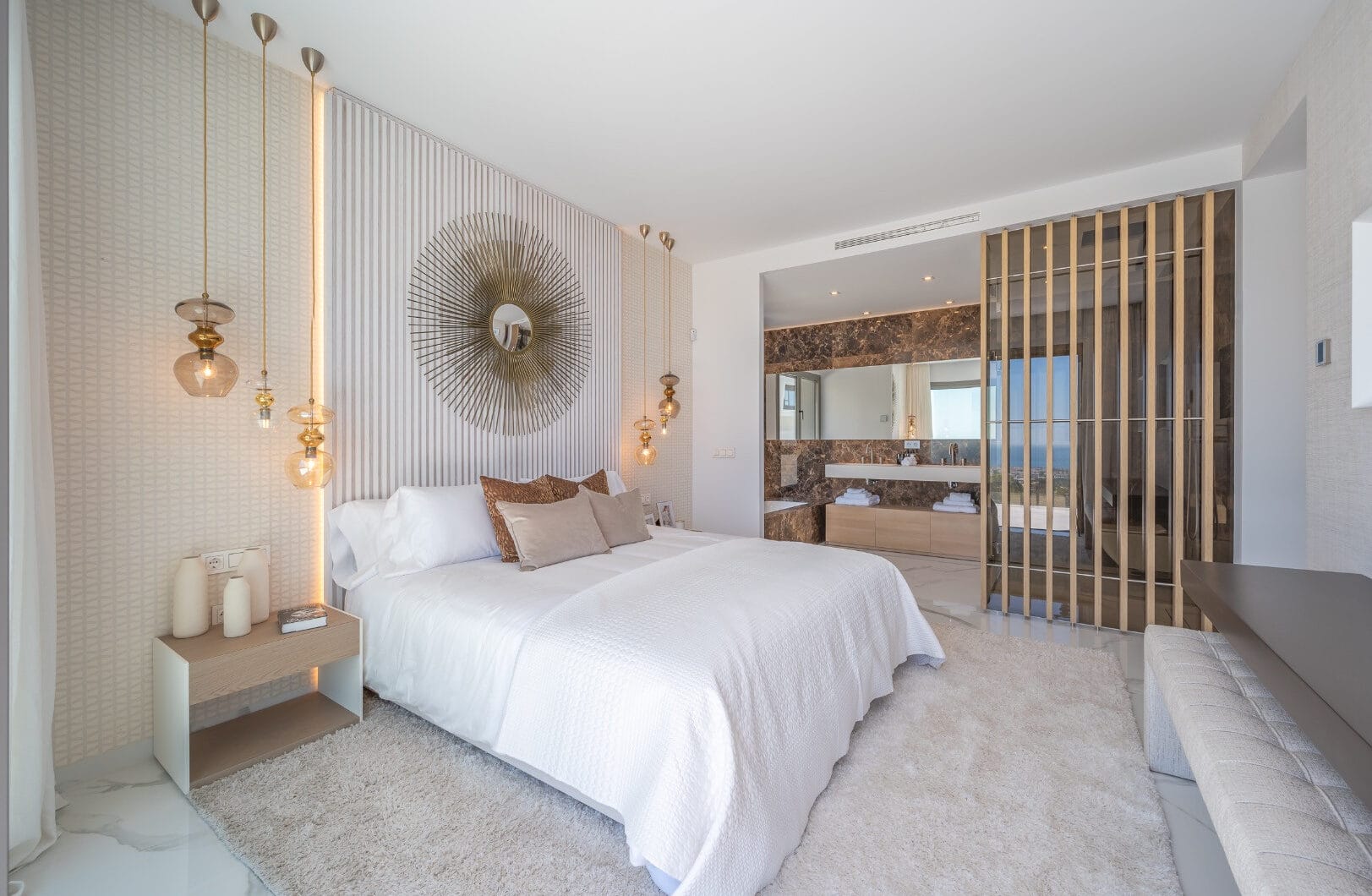Stunning corner middle floor apartment with panoramic golf &amp; sea views